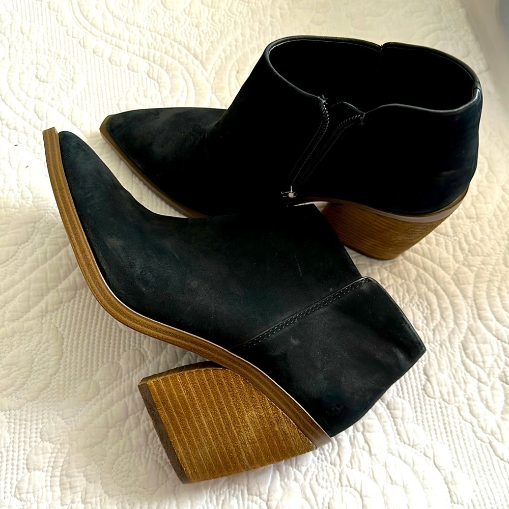 Vince Camuto ankle boots